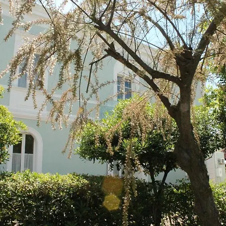 Arlini Ξενοδοχείο Pineto