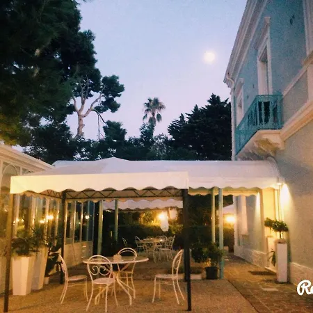 Hotell Arlini Pineto