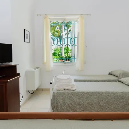 Arlini Ξενοδοχείο Pineto