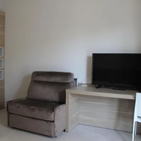 Ξενοδοχείο Arlini *